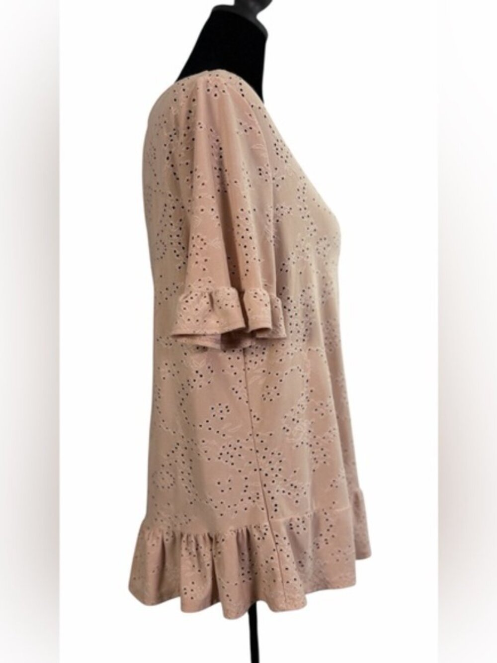 W5 Concepts Blush Pink Eyelet Ruffle Top M Cottagecore Boho Romantic - Picture 4 of 7